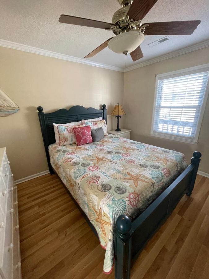 Beach Breeze 3, Pet Friendly, Walking Distance To Atlantic Ocean Free Parking Myrtle Beach Extérieur photo