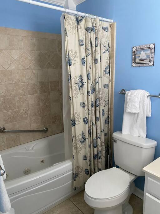 Beach Breeze 3, Pet Friendly, Walking Distance To Atlantic Ocean Free Parking Myrtle Beach Extérieur photo